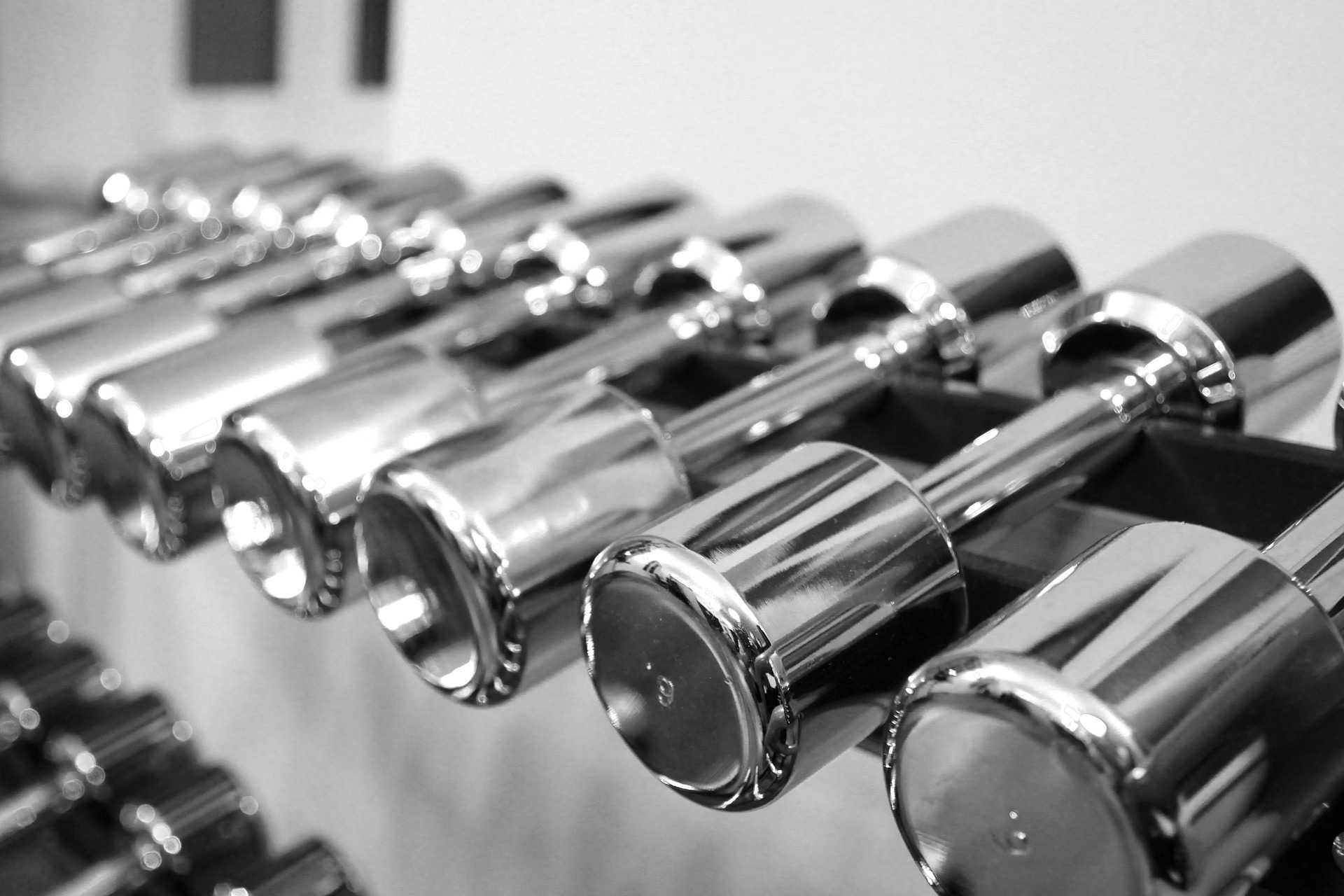 dumbbell-940375_1920-1.jpg