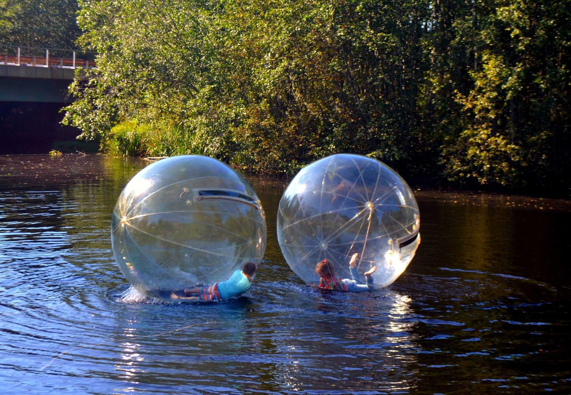 zorb-2360531_1920-1.jpg