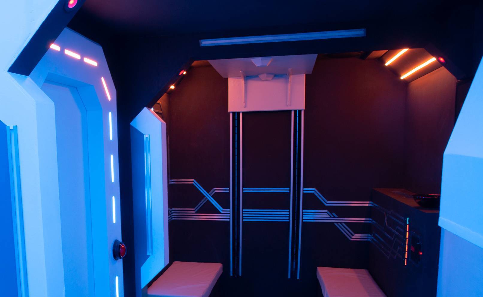 xescape-game-lille-room.jpg.pagespeed.ic.CBJputK2Fp